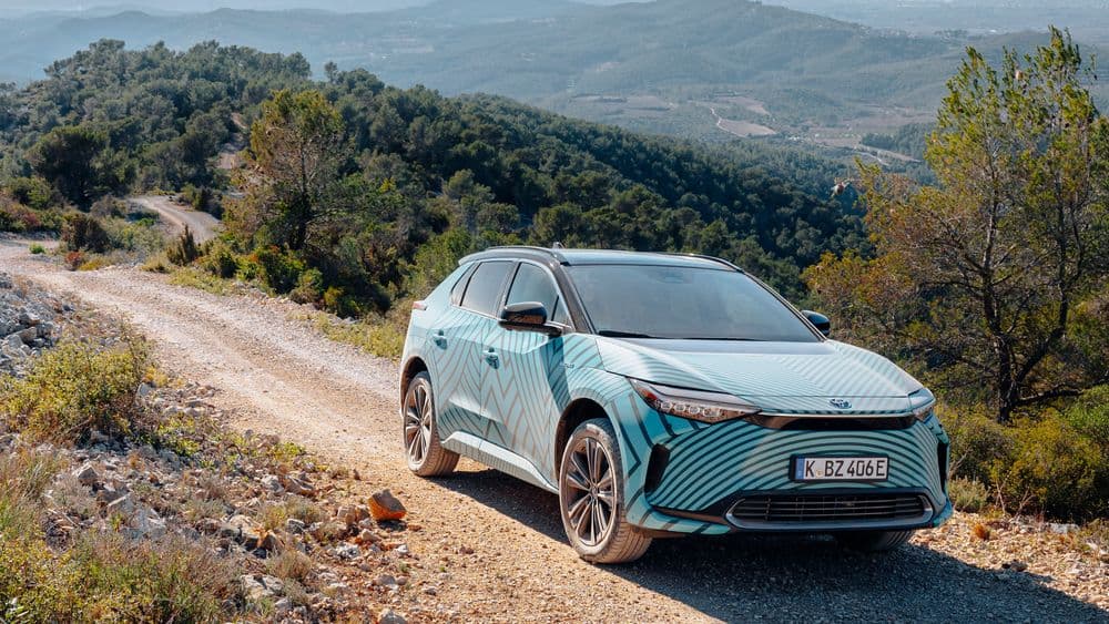 Her er prisene på Toyotas første elbil - Tu.no