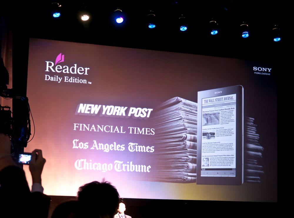 IKKE BARE BØKER: Sonys avtale med flere store amerikanske aviser om distribusjonen av digitale aviser innleder en ny, spennede periode for e-boklesere.