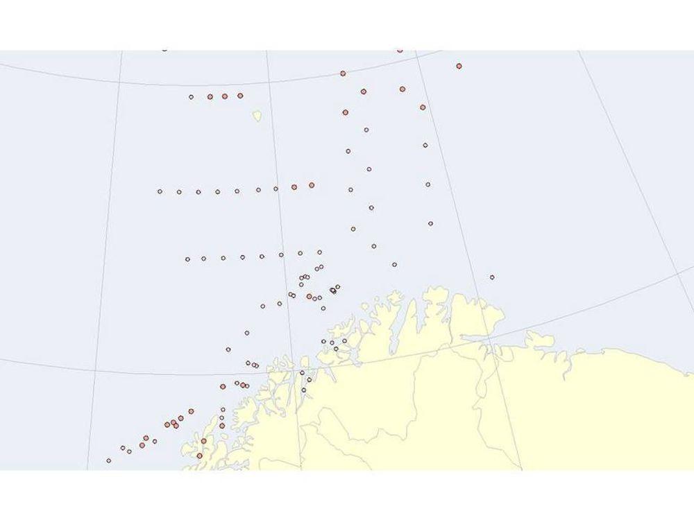 LITE: Det er lave forekomster av hydrokarboner i havområdene utenfor Troms og Finnmark. Størrelse og farge på angir mengden av PAH forbindelser.