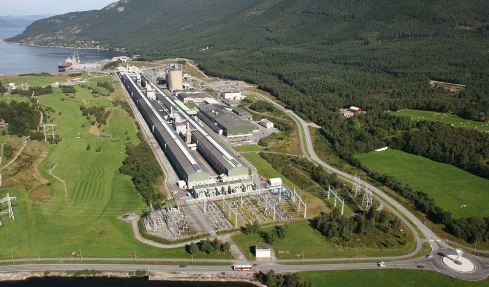 BLIR NABO: Det planlagte kullkraftverket blir nabo til det eksisterende aluminiumsverket til Sør - Norge Aluminium på Husnes.