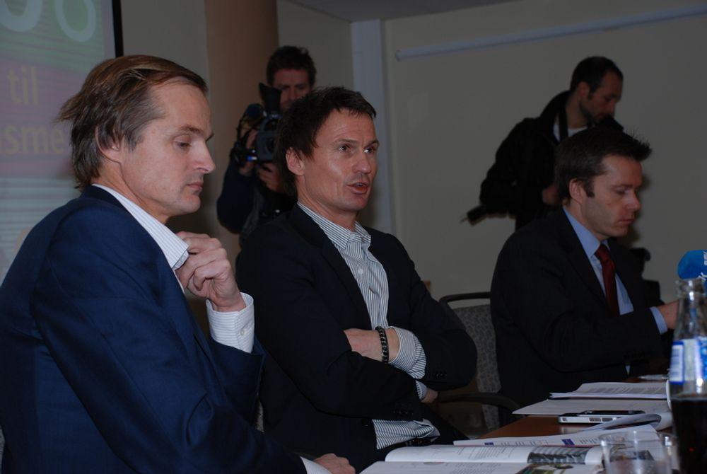 Øystein Stray Spetalen, Petter Stordalen og Ove Gusevik møtte et stort presseoppbud da de lanserte sitt selskap Unionen AS' oppkjøp av ytterligere eierandeler i Norske Skog.