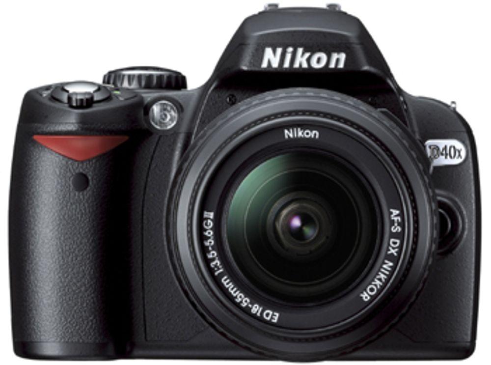 Nikon D40x. Digitalt kamera. Speilrefleks. Digitalkamera. Forbrukerteknologi. Piksler. Megapiksler. Objektiv. Minnebrikke. TIPA.