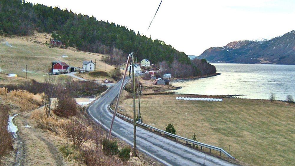 Dette partiet ved Rodal ved Vinjefjorden inngår i den første parsellen som skal utbedres mellom Renndalen og Staurset. Her skal vegen følge dagens trasé, men den nye E 39 vil få vesentlig høyere standard enn i dag.