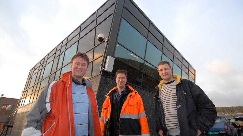 Velde-brødrene Egil, Harald og Reidar driver allerede i dag en stor pukkverksvirksomhet på Sviland. I tillegg til at de ønsker å utvide, vil nå også Stangeland Maskin og Risa kile seg inn i samme området.