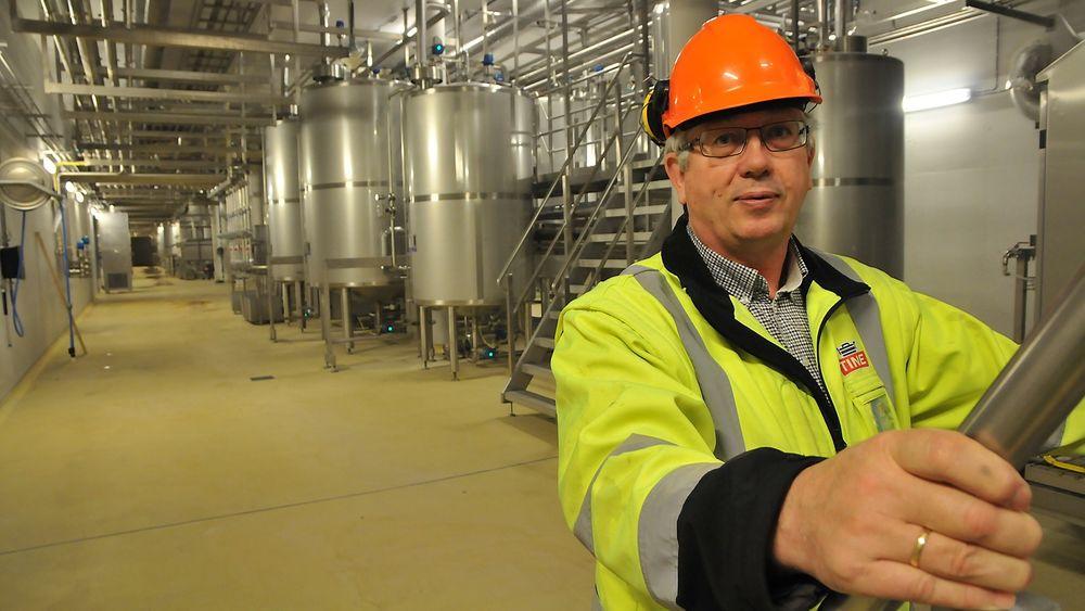 Teknisk sjef i Tine, Torbjørn Kvia, fronter verdens største vaskestasjon for næringsmiddel, som er på Nærbø.