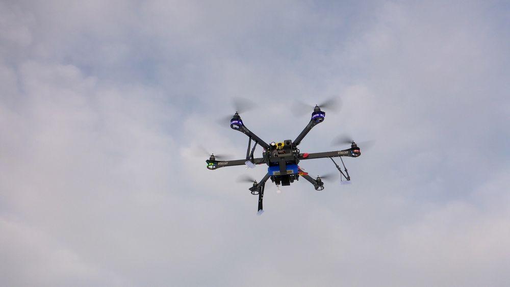 Droner kan brukes til å inspisere byggeplasser. En dansk oppstart vil nå sette dem i stand til å også oppdage feil.