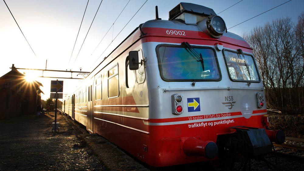 Fem byggeledere fra svenske Vectura, som er kjøpt opp av Sweco, skal lede utbyggingen av første ERTMS-strekning på Østfoldbanen. 
