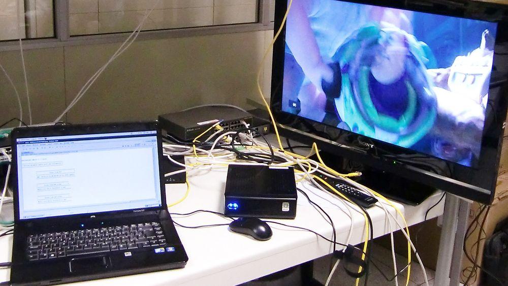 TEST: Her har forskerne testet appen på en Toy Story-film i Telefonicas laboratorium. 