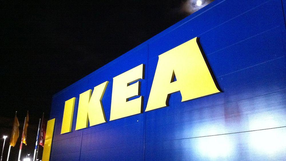 IKEA investerer i vindkraft og utstyrer varehusene sine med totalt 342.000 solcellepaneler. 