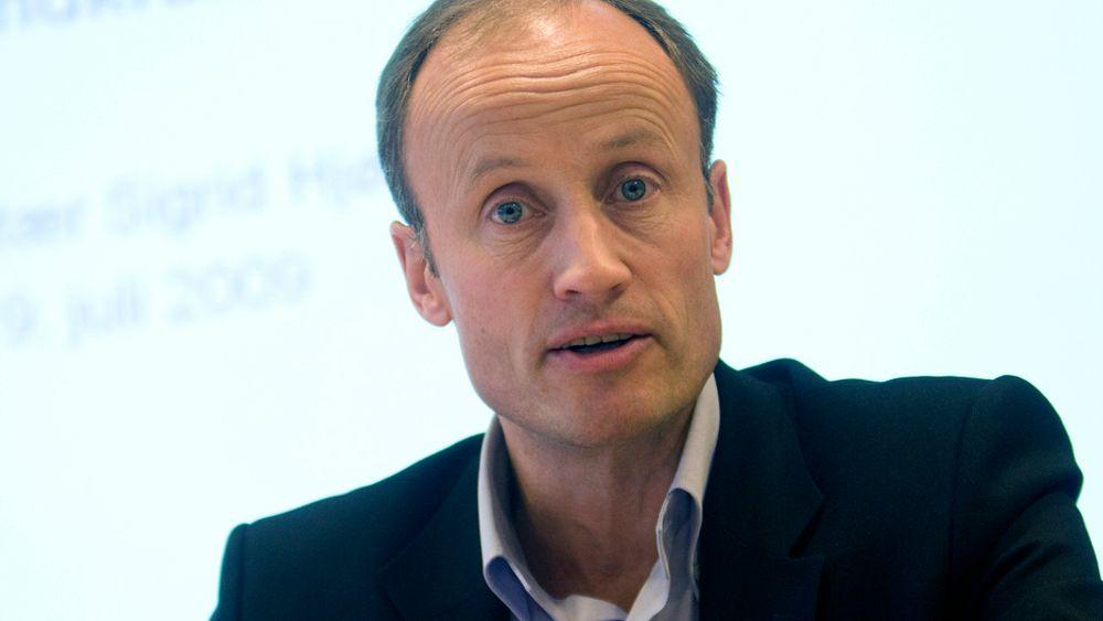 Enova-direktør Nils Kristian Nakstad skryter av bransjen under Enovas Varmekonferanse i Trondheim.