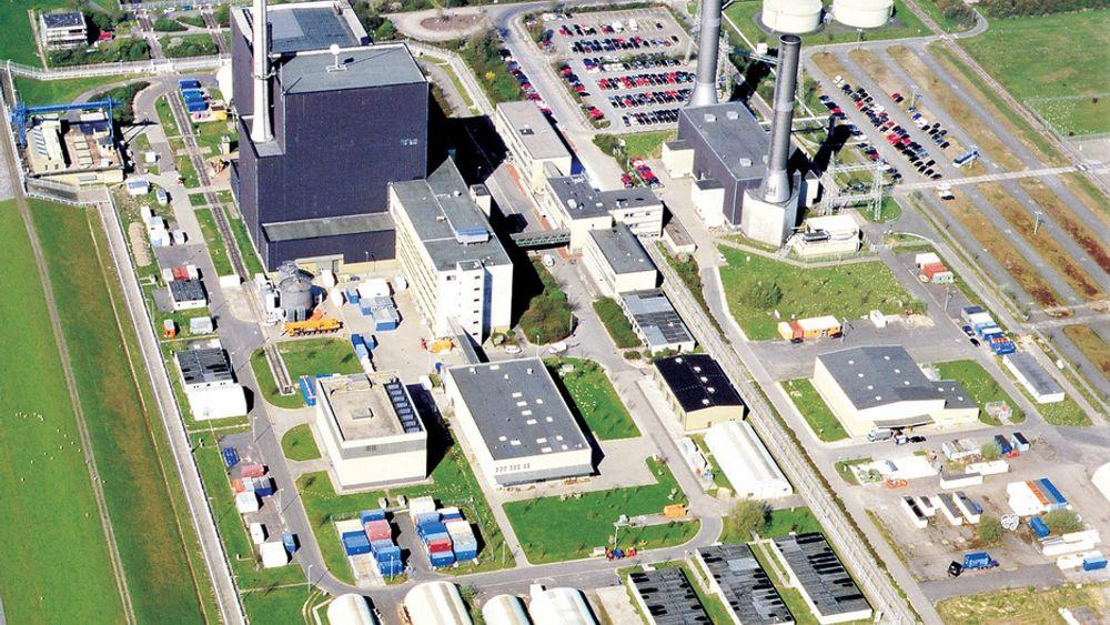 Vattenfalls avtale med tyske myndigheter om ubegrenset erstatningsansvar kan gi konsekvenser også for Vattenfall i Sverige ved en eventuell ulykke. Her selskapets atomkraftverk i Brunsbüttel.