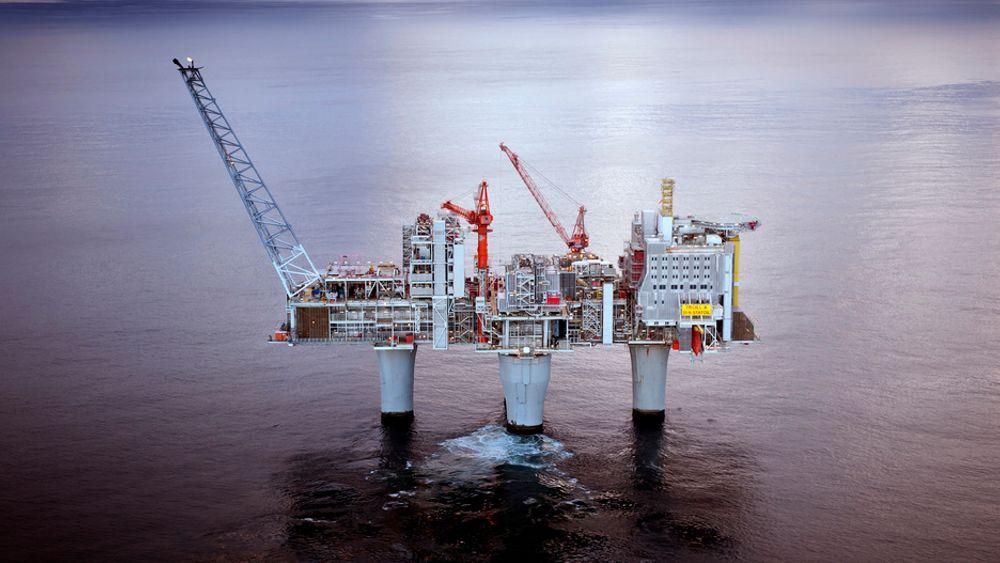 INGEN LØFTER: Olje- og energidepartementet kan ikke gi løfter om rask konsesjonsbehandling av Mongstad-Modalen-linjen, en linje som er avgjørende for å sikre god forsyningssikkerhet for Troll A.(Foto: Statoil)