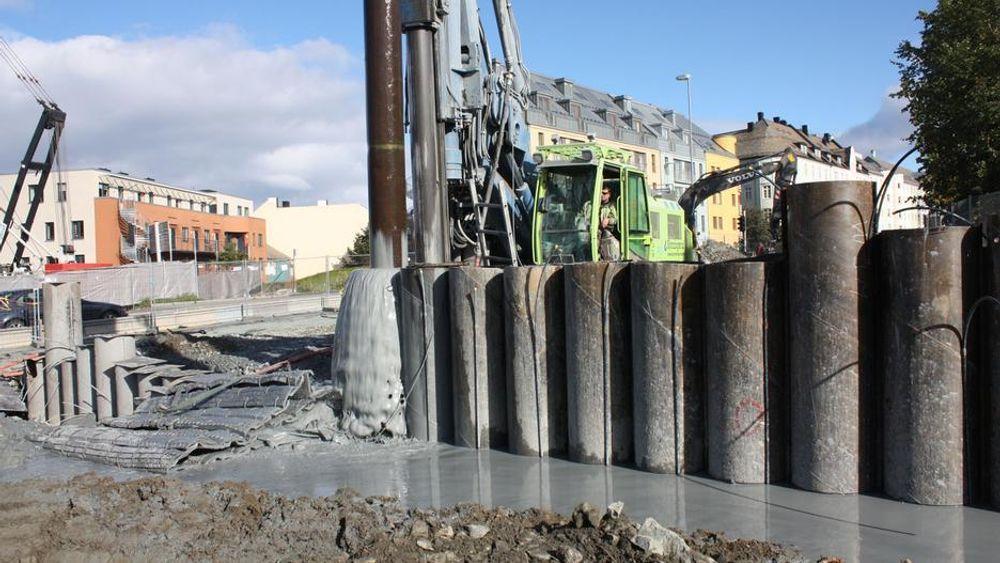 UTFORDRENDE: Kvikkleire gjør det vanskelig å bygge tunnel i Trondheim. Derfor er det en helt ny spuntemetode som er tatt i bruk for å sikre Møllenbergtunnelen.