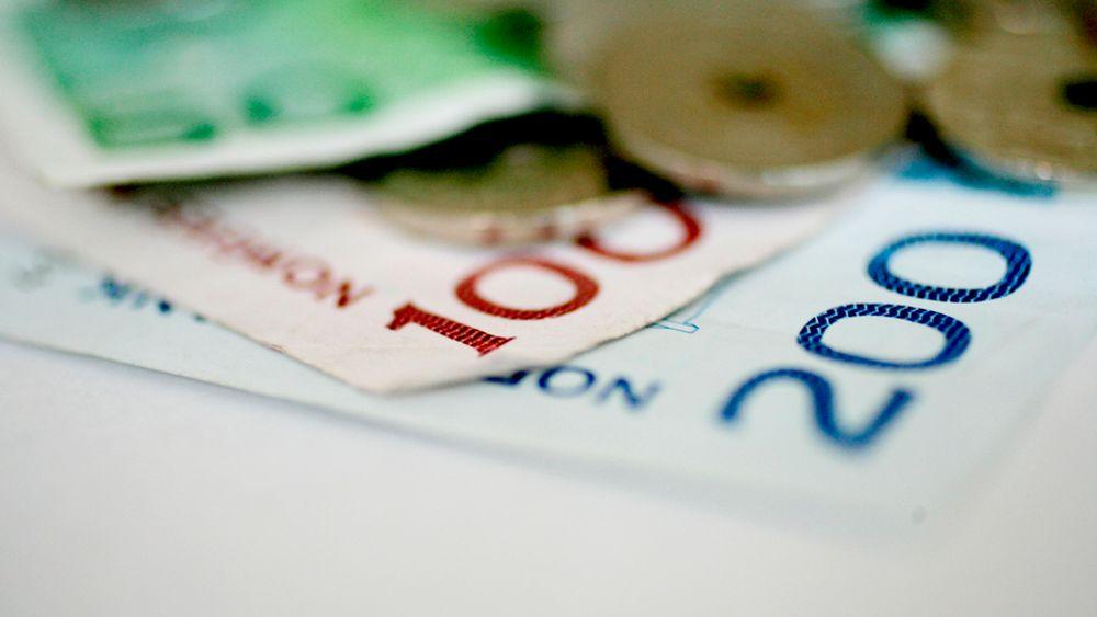Norges bank senker styringsrenten til 1,25 prosent.