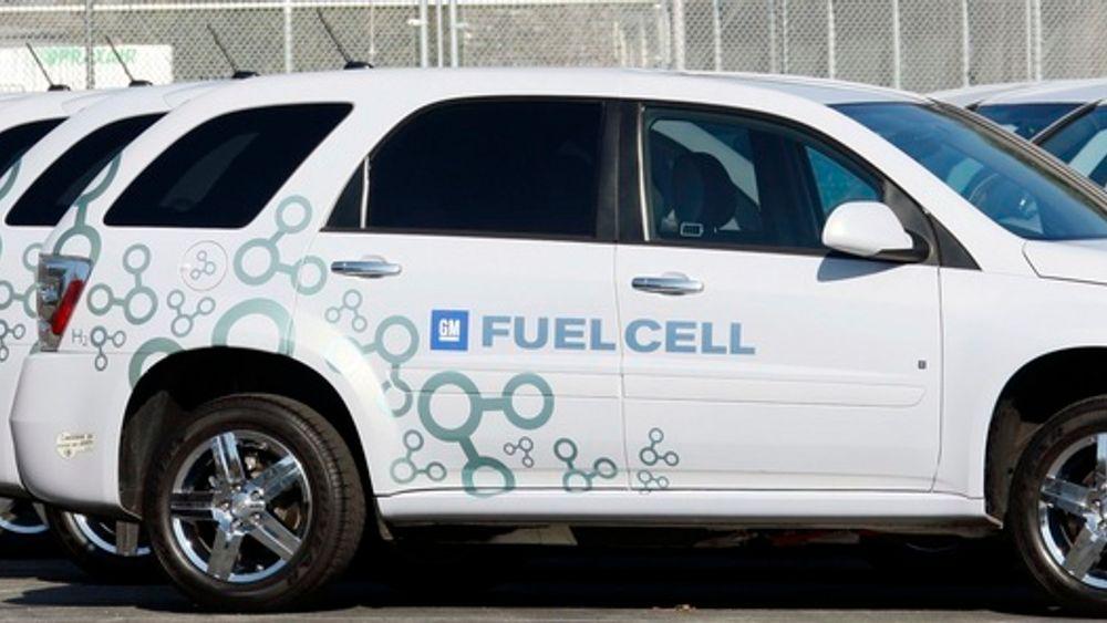 General Motors produserer i dag Chevrolet Equinox Fuel Cell. Men den er ikke til salgs på ordinær måte, den benyttes kun i demonstrasjonsprosjekter.