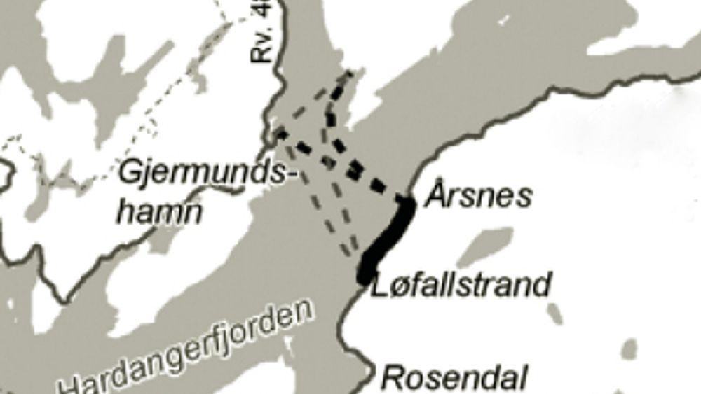Overfarten over Hardangerfjorden blir kortere når fergeleiet på Årsnes åpnes til sommeren, men Vegvesenet regner med økt trafikk på vegen mellom Løfallstrand og Årsnes.