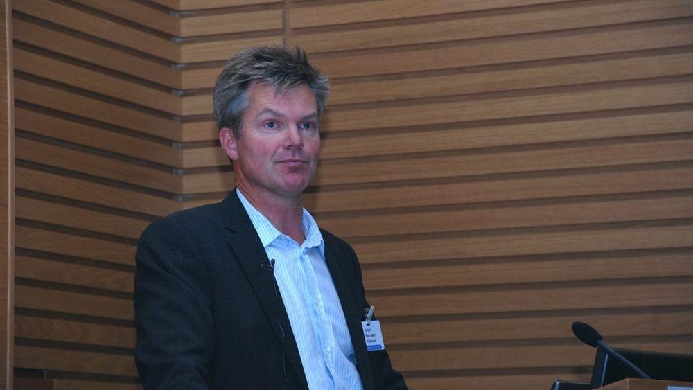 - LIGG UNNA: Siviløkonom og energirådgiver Jørgen Bjørndalen i CE Group advarer politikerne om å bruke reservekraftverkene i utrengsmål.