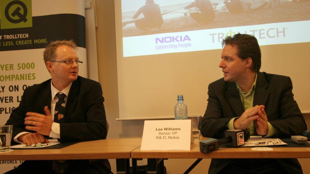 CONNECTING PEOPLE: Trolltechs administrerende direktør Eirik Chambe-Eng OG Nokias FoU-direktør Lee Williams under pressekonferansen der Nokias oppkjøp av trolltech ble kommentert.