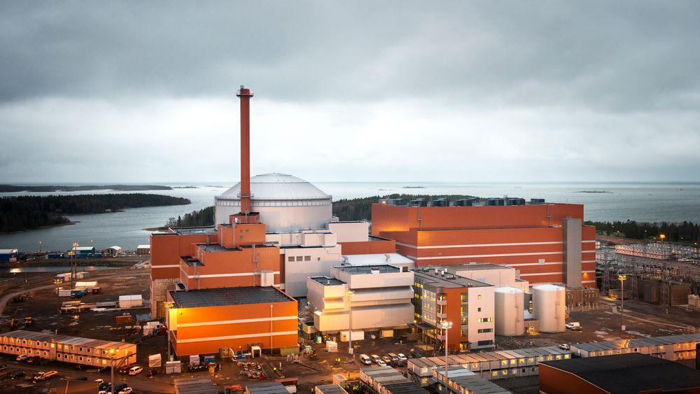 Problemprosjekt: Areva/Siemens-konsortiet og det finske kraftselskapet TVO krever flere titalls milliarder kroner av hverandre som følge av konstruksjonsfeil, dårlig planlegging og forsinkelser under byggingen av den nye reaktoren Olkiluoto 3 som skal stå ferdig i 2018