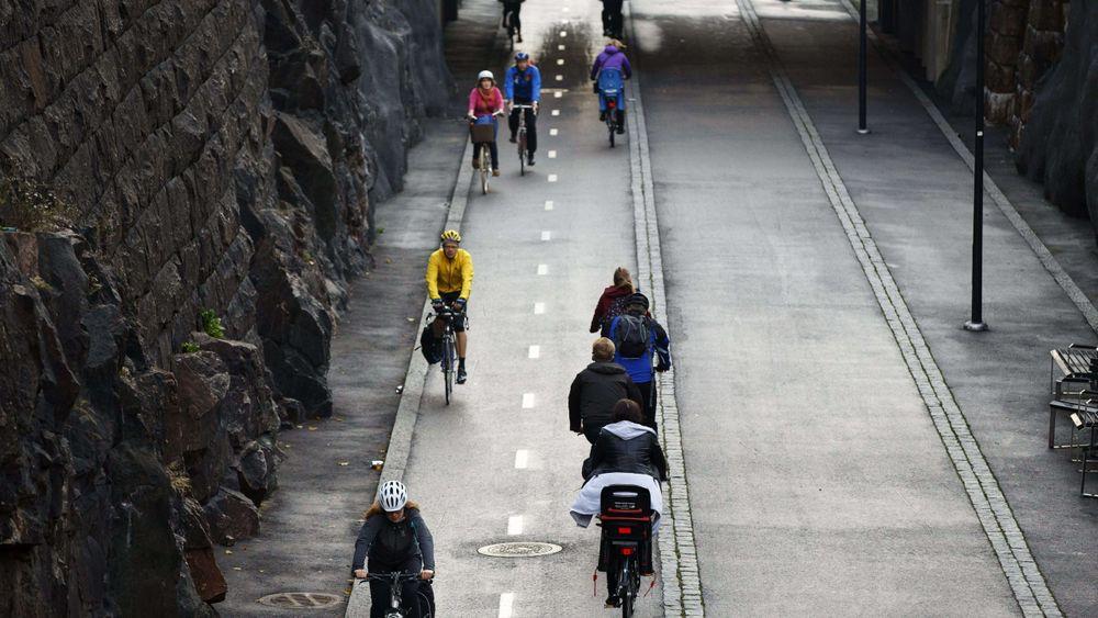 Hvordan kan vi best balansere antallet tilgjengelige sykler og ledige parkeringsplasser gjennom en travel dag? Jens Gunnar H. Ellingsen jobber for Trondheim Bysykkel/UiP drift. Han må tenke på dette problemet hver da etter som han flytter sykler rundt i byen. 