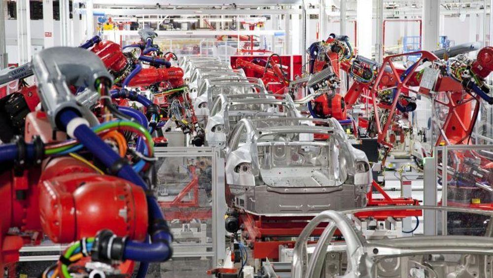 Tesla vil bygge ny fabrikk for biler og batterier i Europa, ifølge Wall Street Journal. 