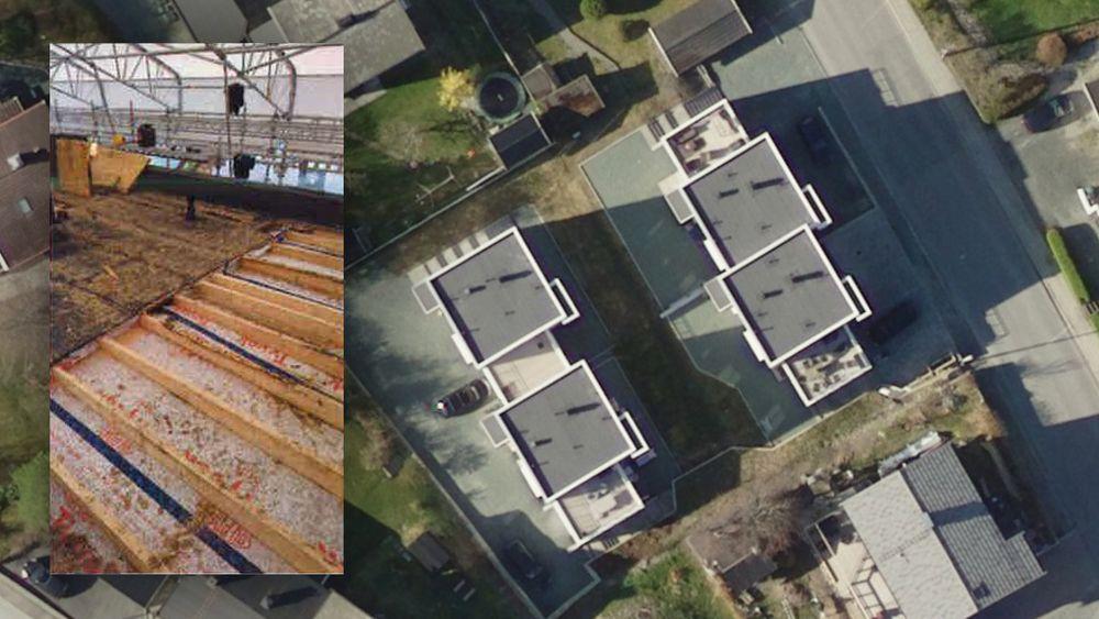 Takene på tomannsboligene var bygget med flate, isolerte tak uten lufting og måtte rives.