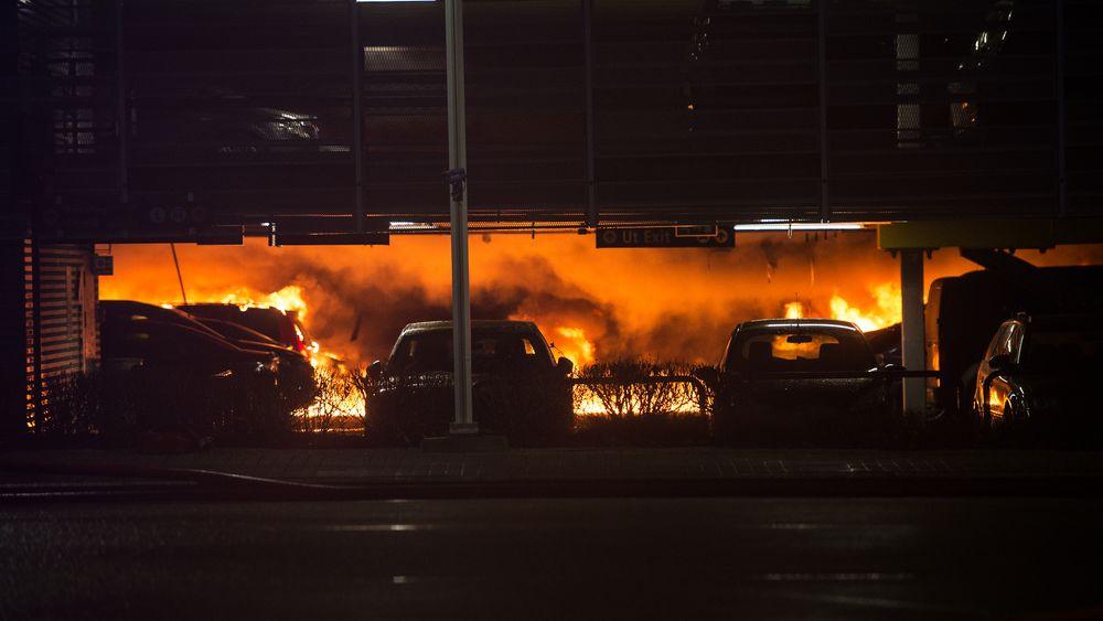 Parkeringshuset på Stavanger lufthavn Sola brant 7. januar i år.