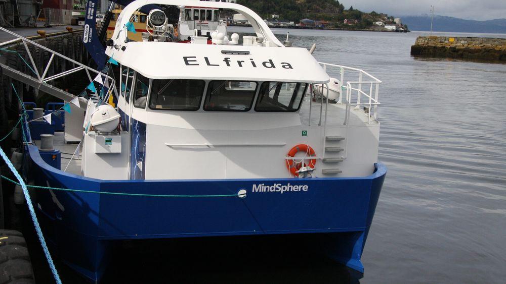 Elfrida var den første elektriske arbeidsbåten. 