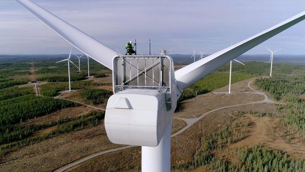 NVE har ikke tildelt noen nye vindkraftkonsesjoner siden 2019. Nå frykter vindkraftforeningen at markedet tørker helt ut.