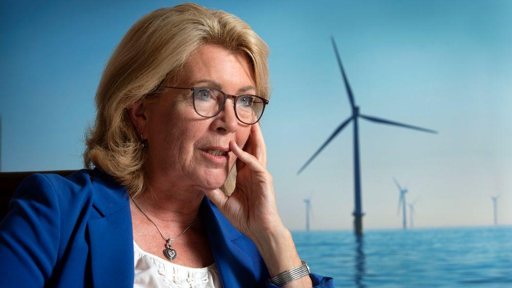 Åslaug Haga mener det er helt nødvendig å bygge ut mer vindkraft på land om vi skal nå klimamålene. – Kommunene bør ikke si nei på autopilot. De bør tenke grundig gjennom hva en vindpark kan bety for sysselsetting og inntekter til kommunen, sier hun.