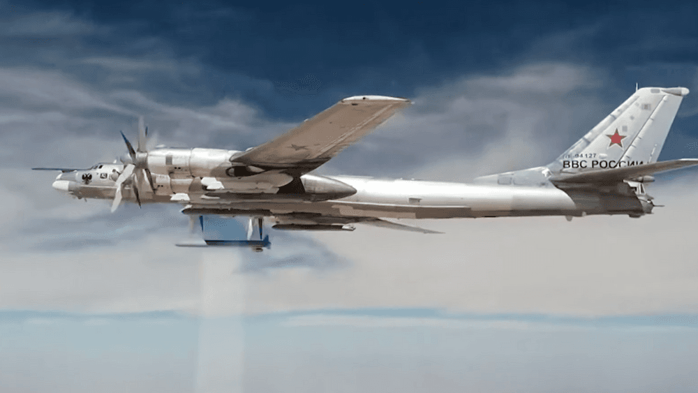 Tu-95MS slipper Kh-101 over Syria i 2017.